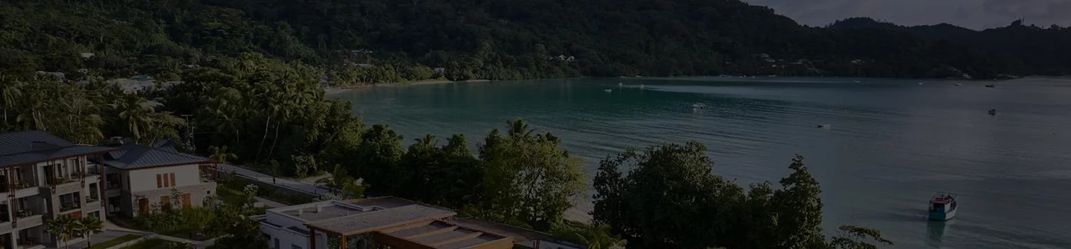Seychelles bay and hillside resort